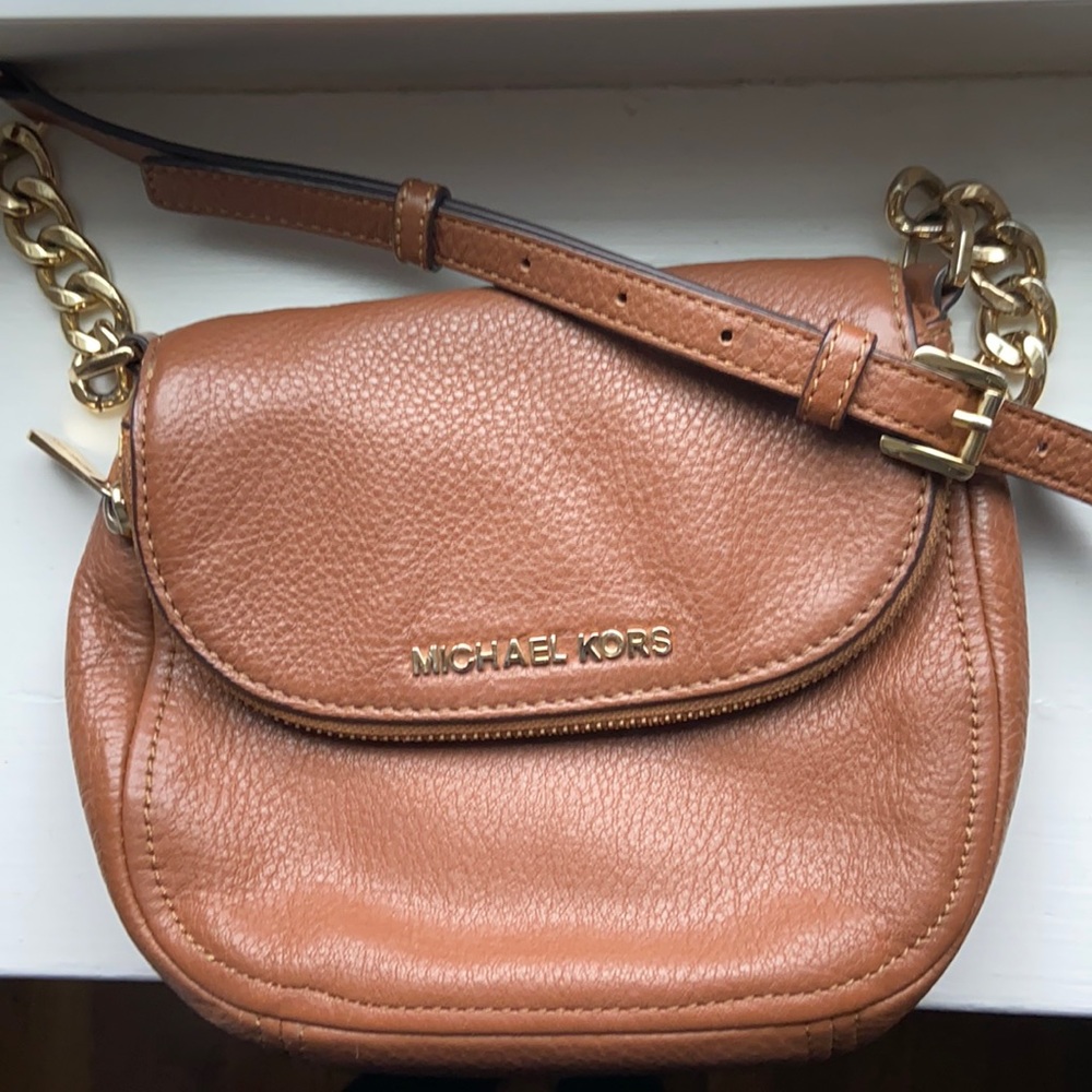 COPY - Michael Kors crossbody bag